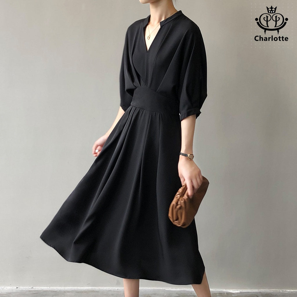 French Hepburn style age-reducing slimming dress short-sleeved dress V-neck dress [CHSK79]